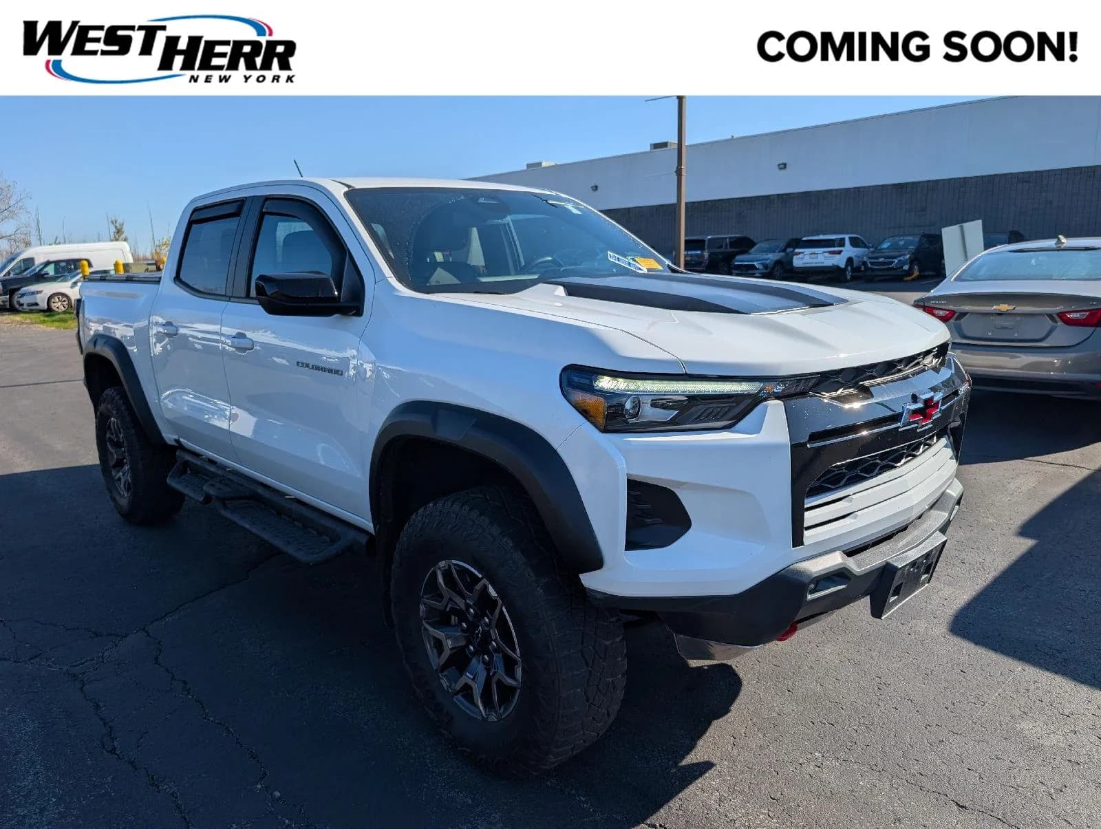 2024 Chevrolet Colorado 4WD ZR2 — photo 1 of 21