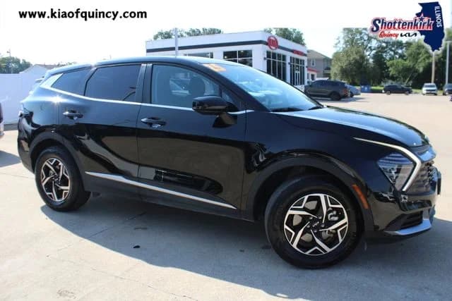 2025 Kia Sportage LX — photo 1 of 34