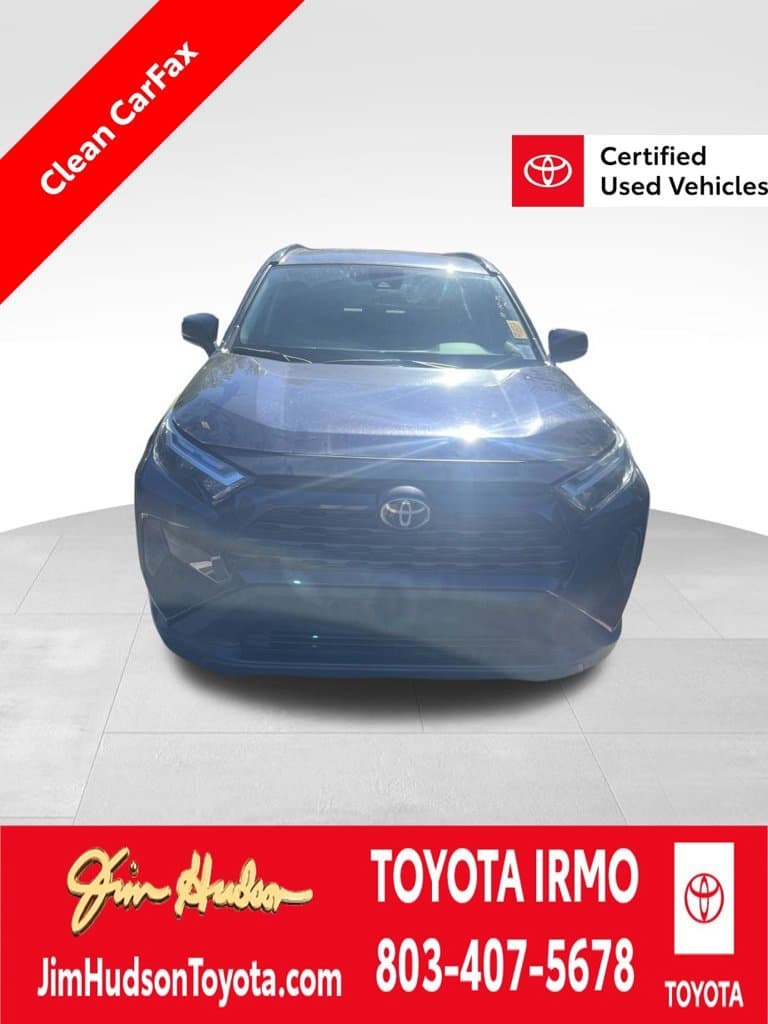2024 Toyota RAV4 XLE — photo 1 of 6