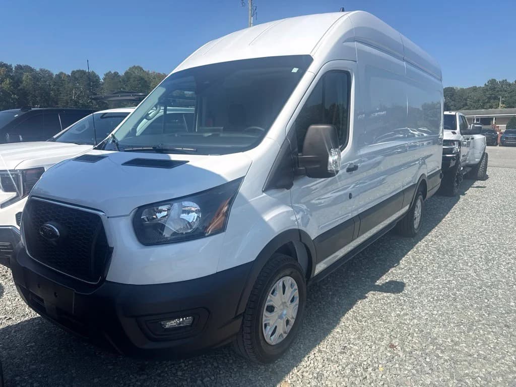 2025 Ford Transit Cargo Van Base — photo 1 of 4