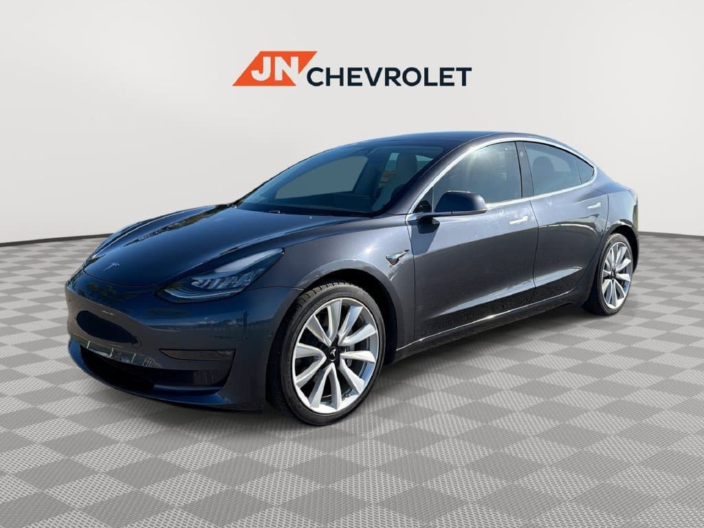 2019 Tesla Model 3 Mid Range — photo 1 of 25