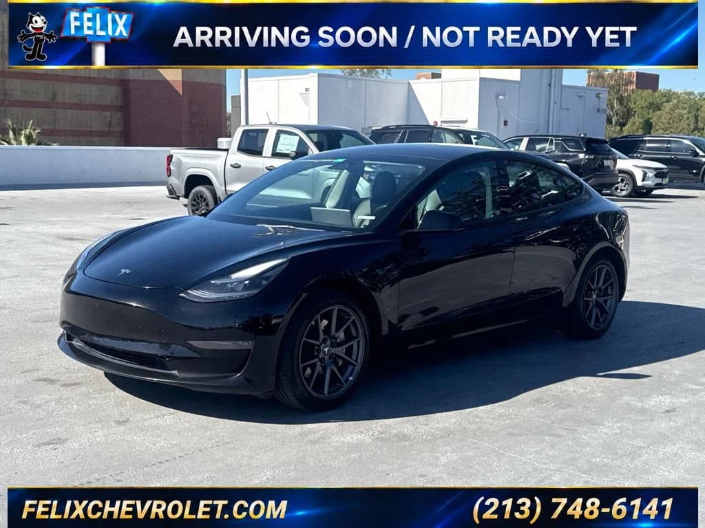 2022 Tesla Model 3 Base — photo 1 of 11