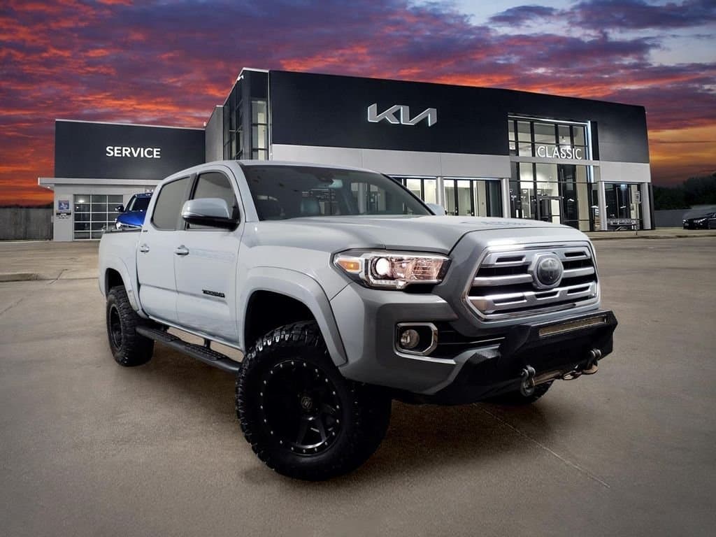 2018 Toyota Tacoma Limited — photo 1 of 25