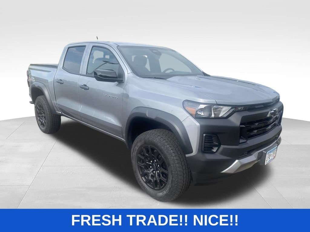 2023 Chevrolet Colorado 4WD Trail Boss — photo 1 of 4