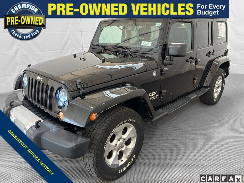 2015 Jeep Wrangler Unlimited Sahara — photo 1 of 21