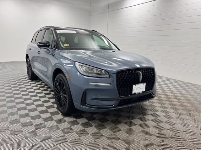 2026 Lincoln Corsair Premiere — photo 1 of 27