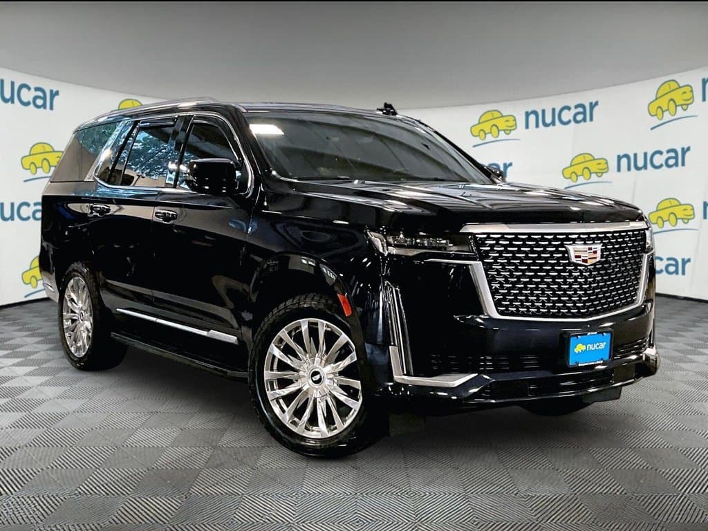 2023 Cadillac Escalade 4WD Premium Luxury — photo 1 of 37
