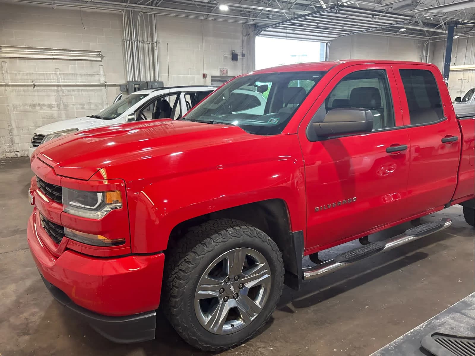 2016 Chevrolet Silverado 1500 Custom — photo 1 of 7