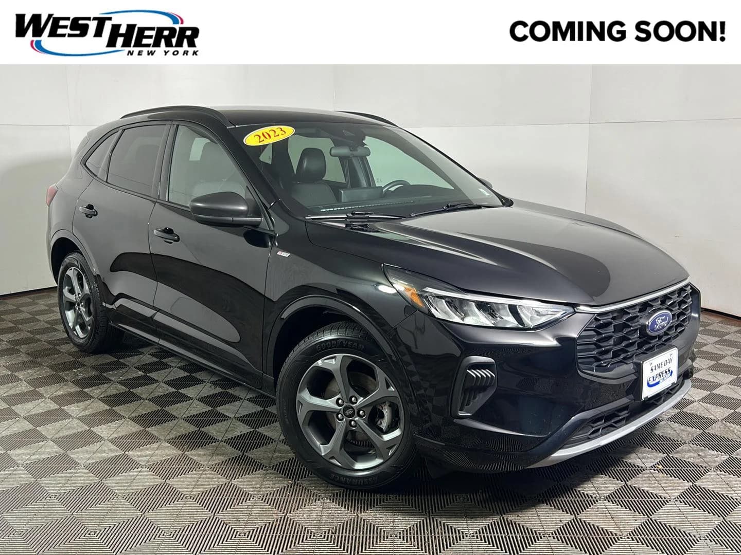 2023 Ford Escape ST-Line — photo 1 of 28