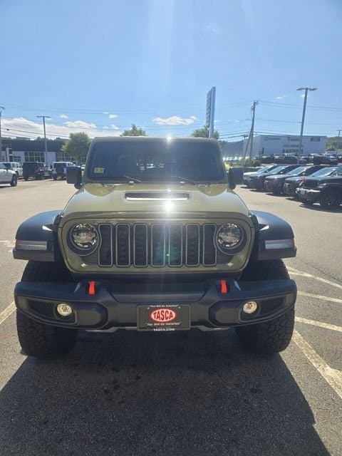 2026 Jeep Gladiator Mojave — photo 1 of 5