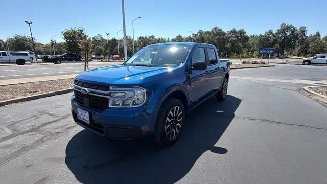2024 Ford Maverick Lariat — photo 1 of 34