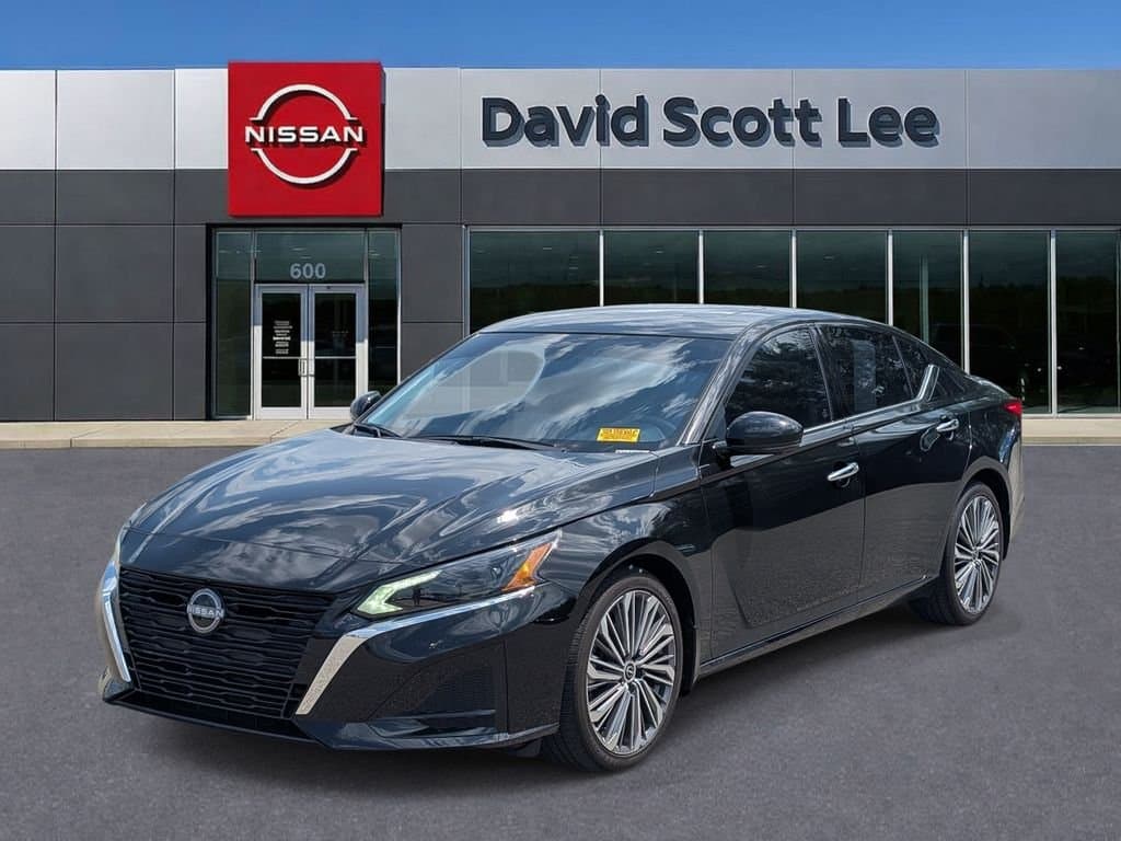 2025 Nissan Altima 2.5 SL — photo 1 of 25