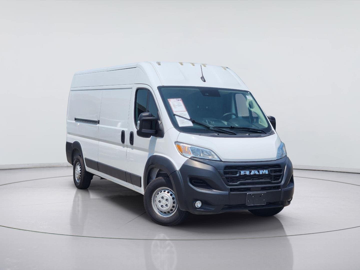 2024 RAM ProMaster Cargo Van Tradesman — photo 1 of 34