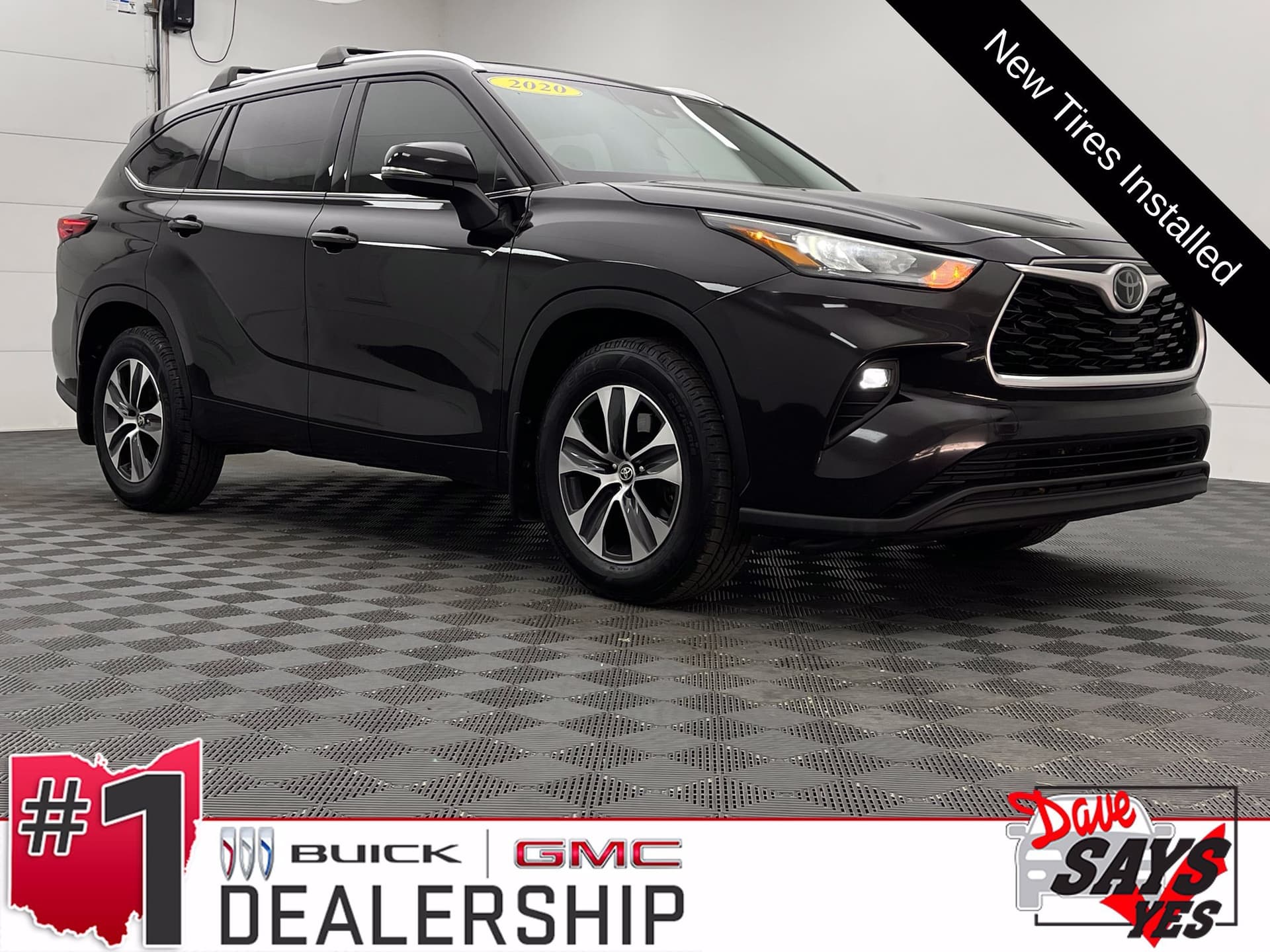 2020 Toyota Highlander XLE — photo 1 of 45