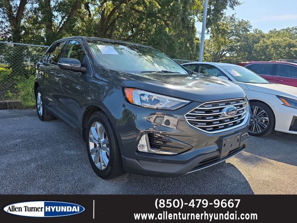 2021 Ford Edge Titanium — photo 1 of 3