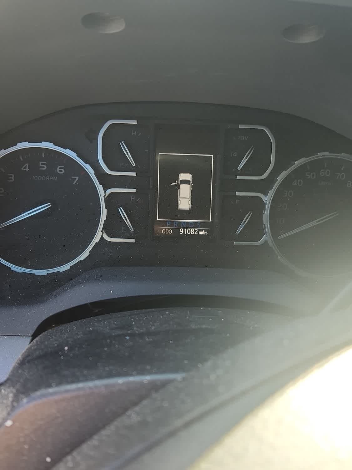 2019 Toyota Tundra 4WD SR5 — photo 1 of 4