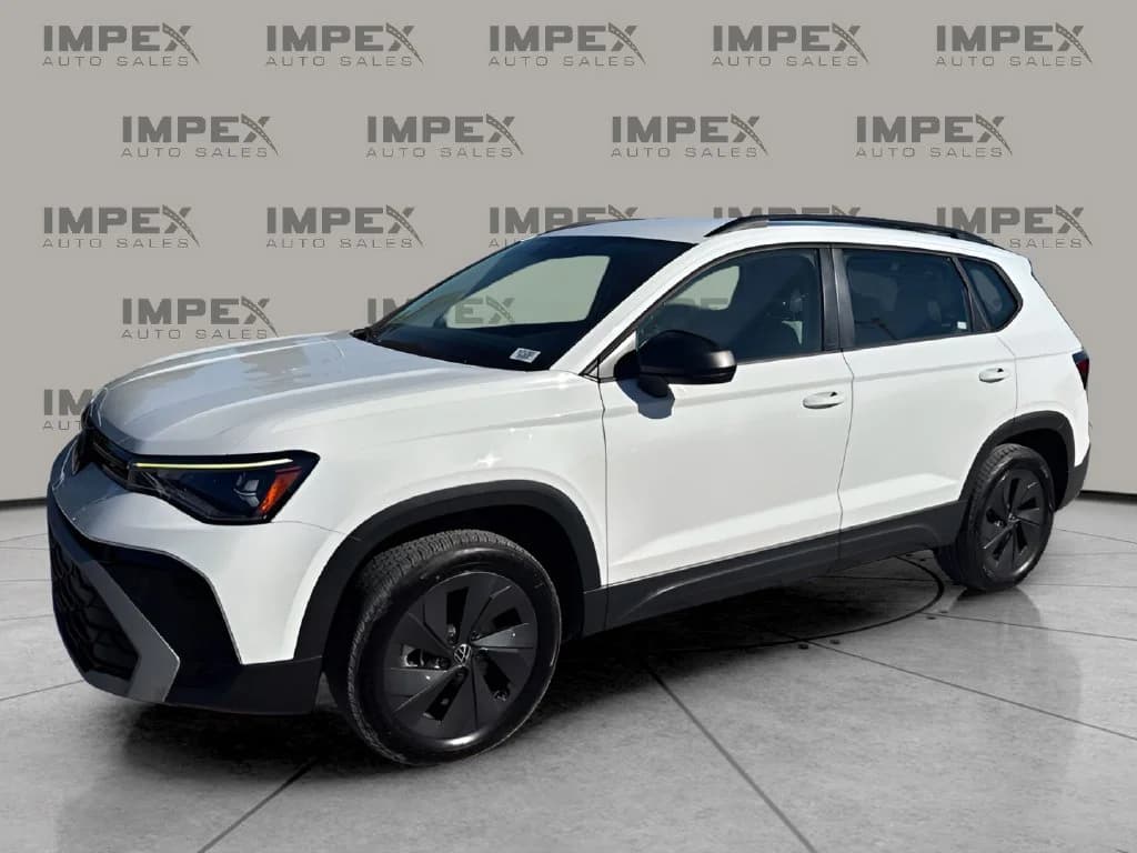 2025 Volkswagen Taos Base — photo 1 of 31