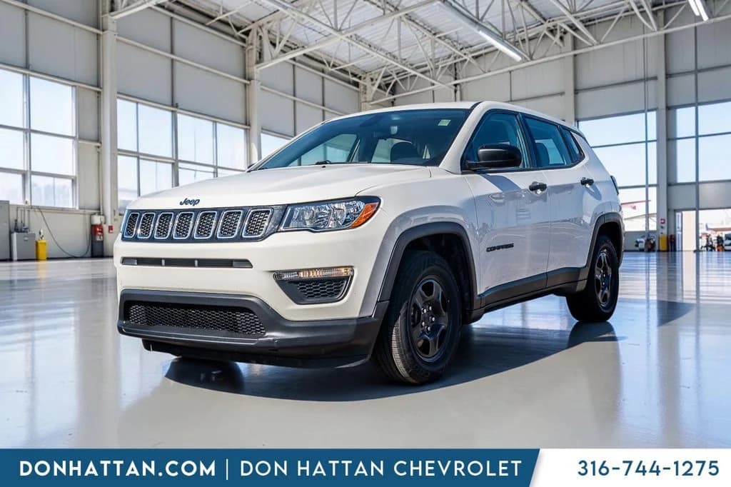 2021 Jeep Compass Sport — photo 1 of 31