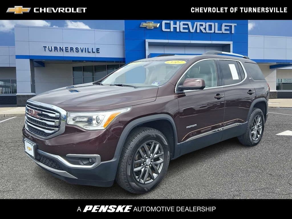 2017 GMC Acadia SLT — photo 1 of 33