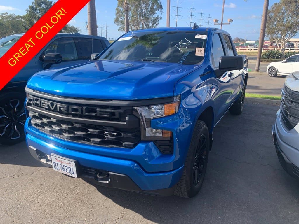 2024 Chevrolet Silverado 1500 Custom — photo 1 of 11