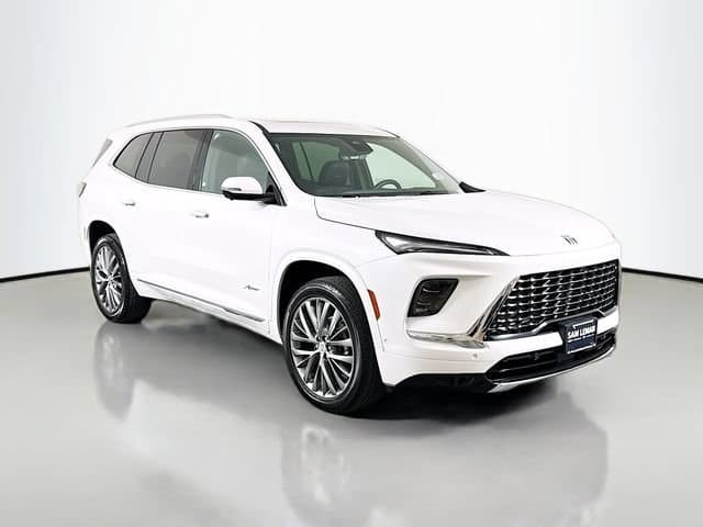 2025 Buick Enclave Avenir — photo 1 of 34