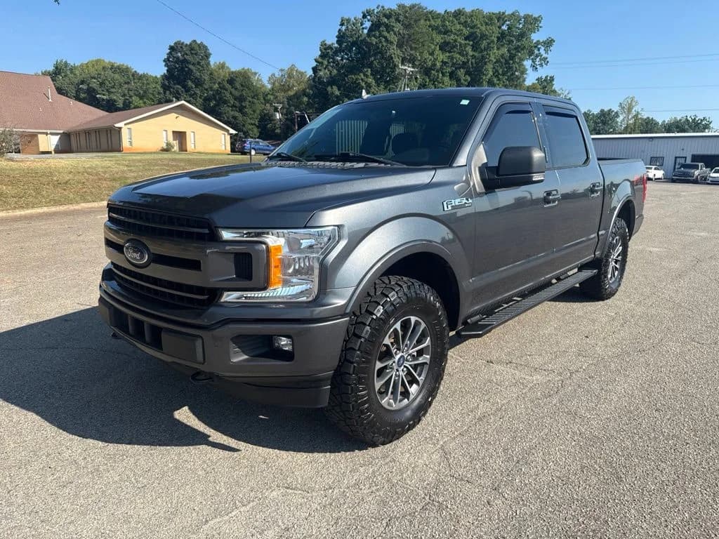 2018 Ford F-150 XLT — photo 1 of 43