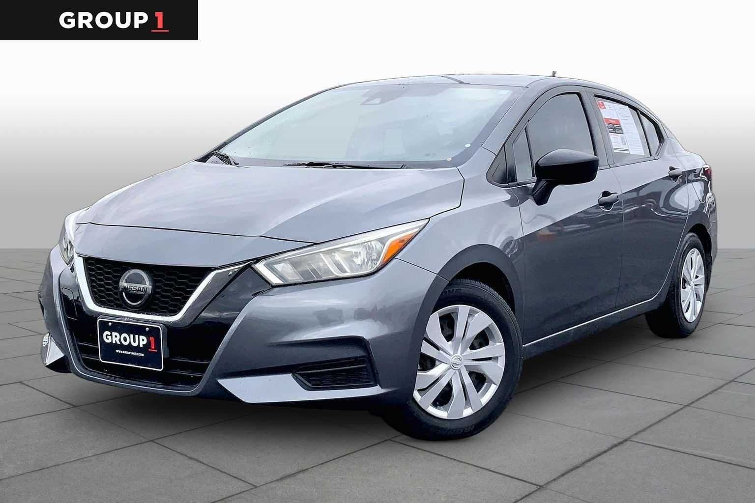 2021 Nissan Versa S — photo 1 of 37
