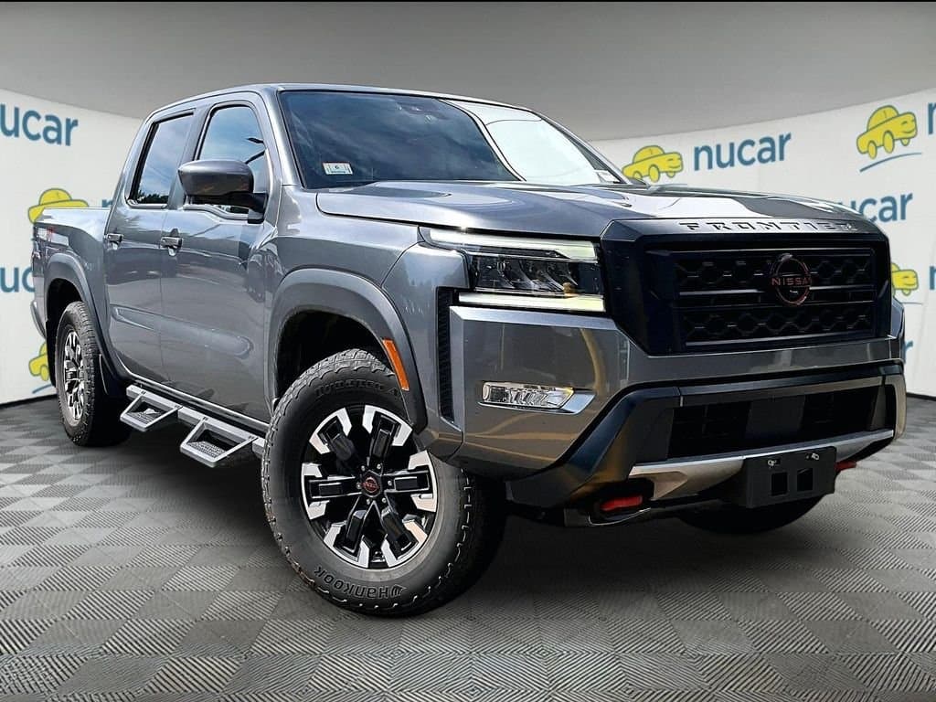 2022 Nissan Frontier PRO-4X — photo 1 of 30