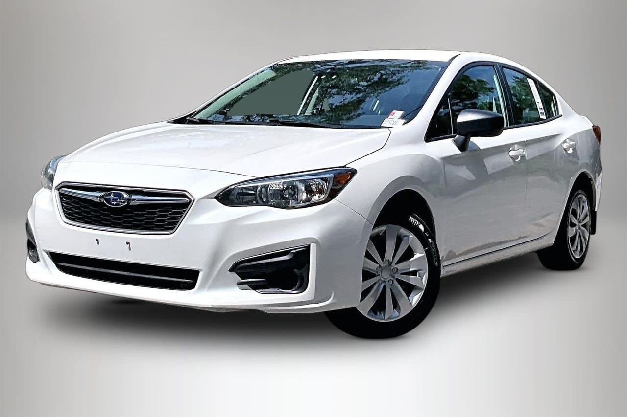 2019 Subaru Impreza 2.0i — photo 1 of 36