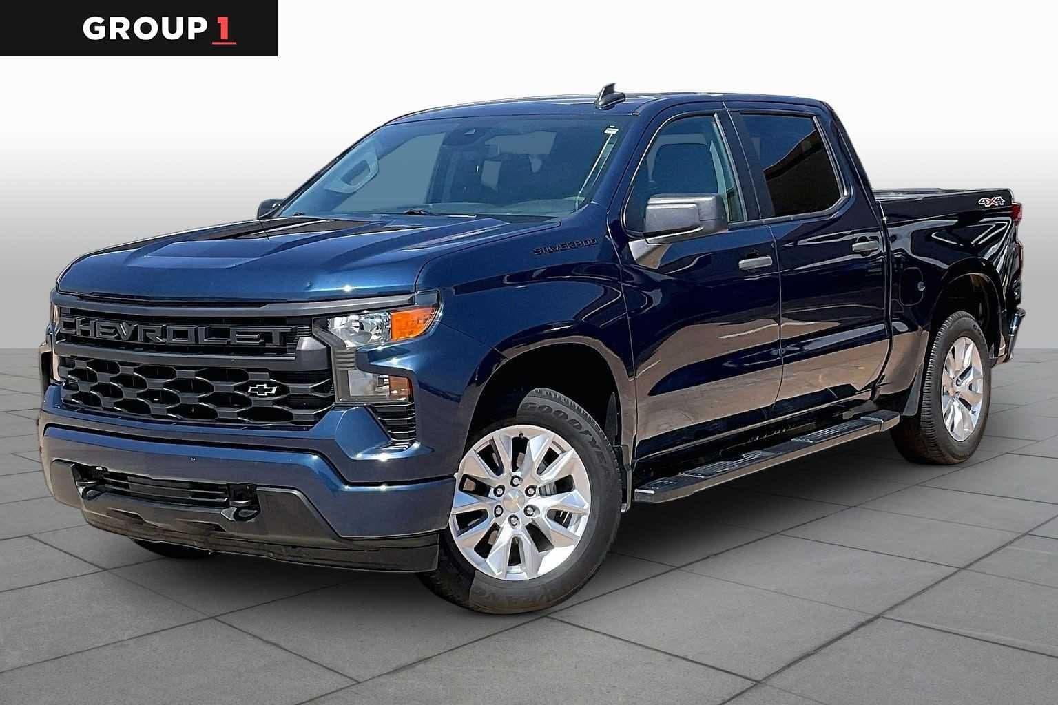 2022 Chevrolet Silverado 1500 Custom — photo 1 of 33