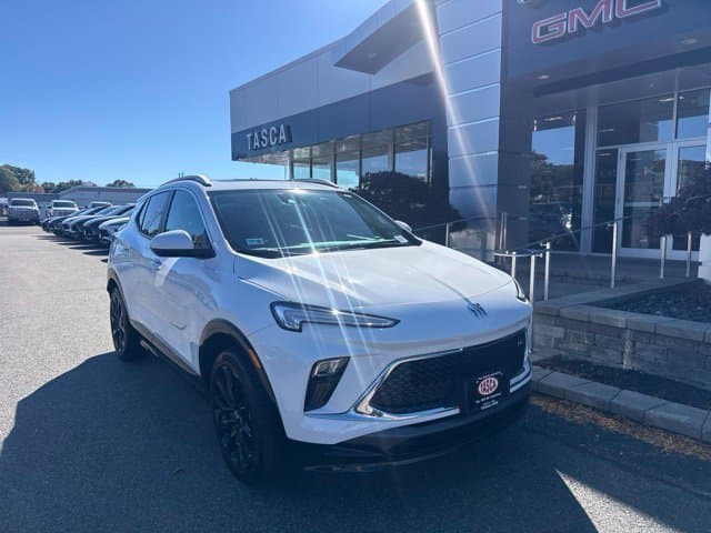 2024 Buick Encore GX Sport Touring — photo 1 of 29
