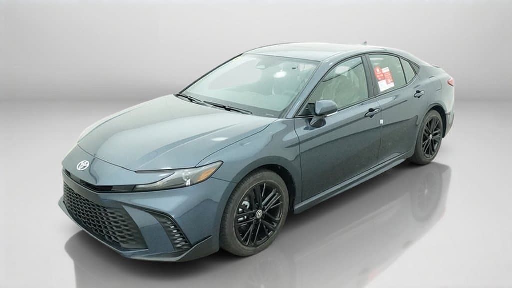 2027 Toyota Camry SE — photo 1 of 46