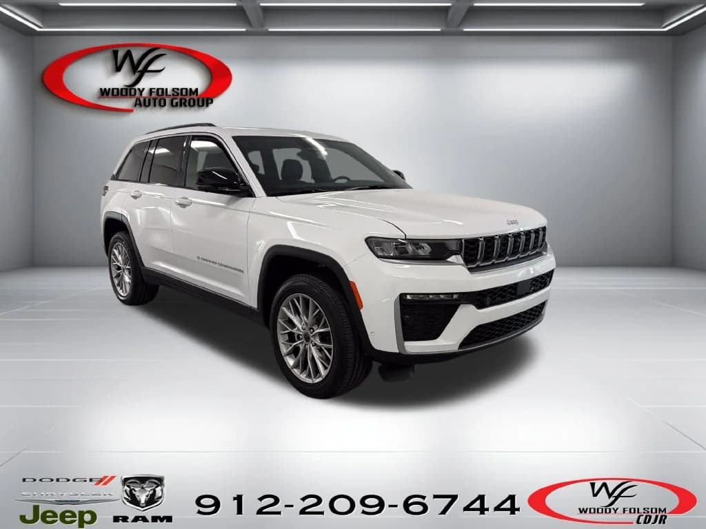 2027 Jeep Grand Cherokee Limited — photo 1 of 23