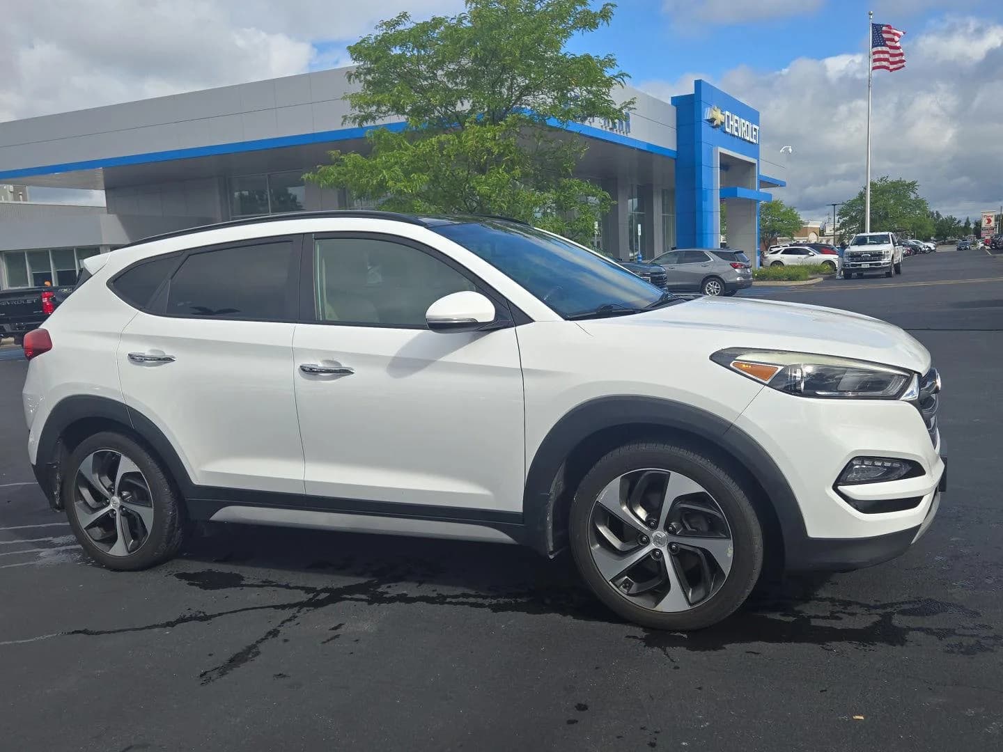 2018 Hyundai Tucson Limited — photo 1 of 6