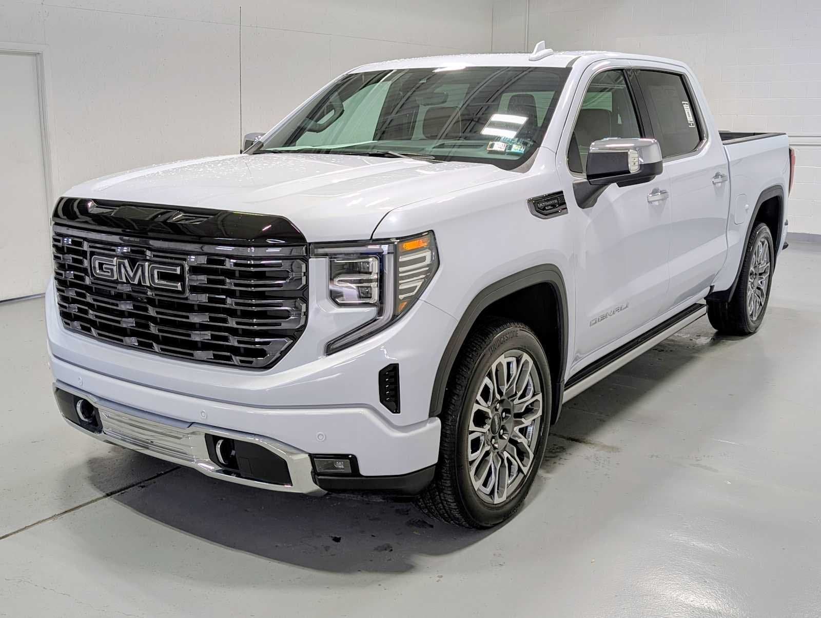 2026 GMC Sierra 1500 Denali Ultimate — photo 1 of 35