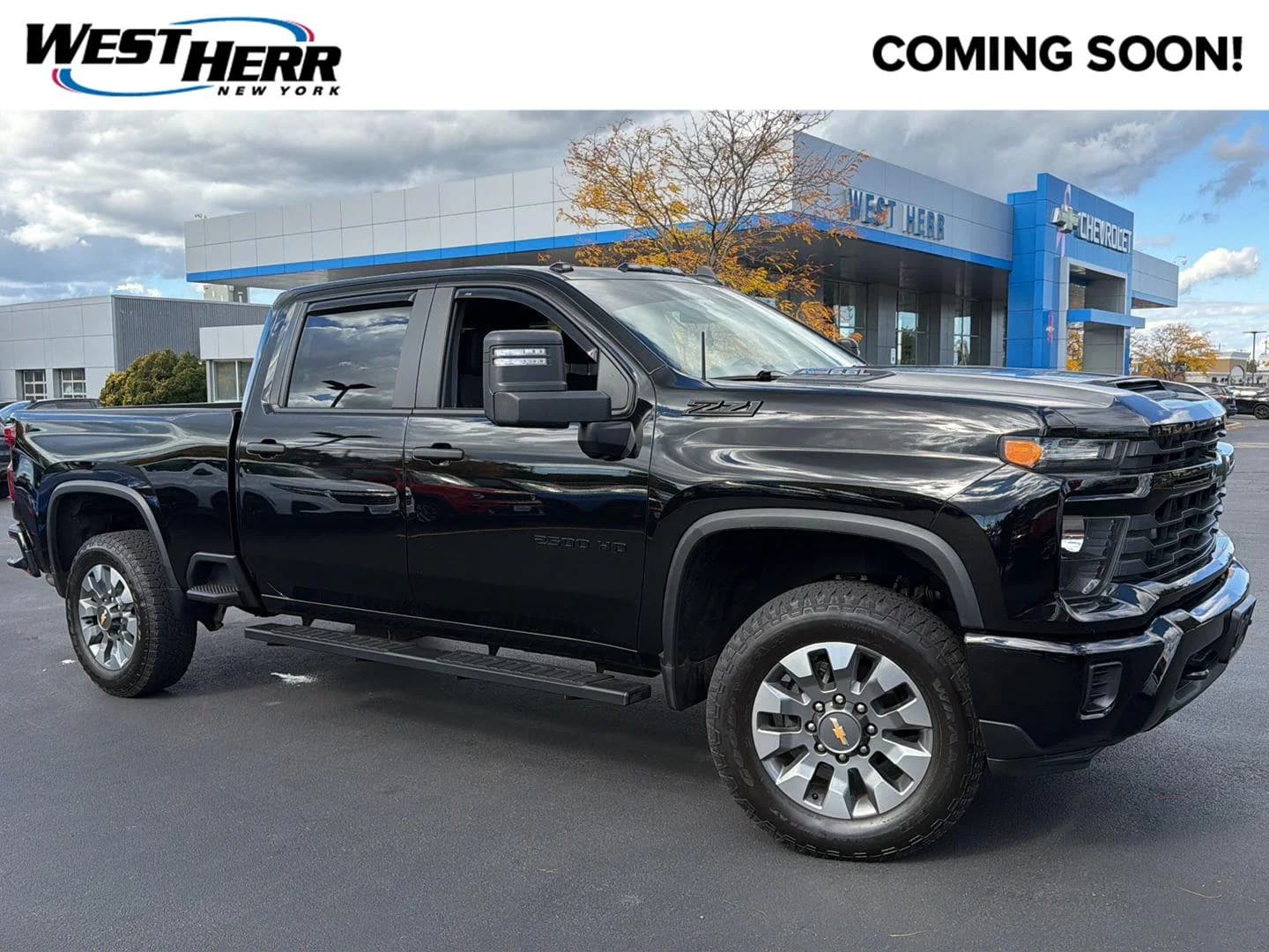 2024 Chevrolet Silverado 2500HD Custom — photo 1 of 15