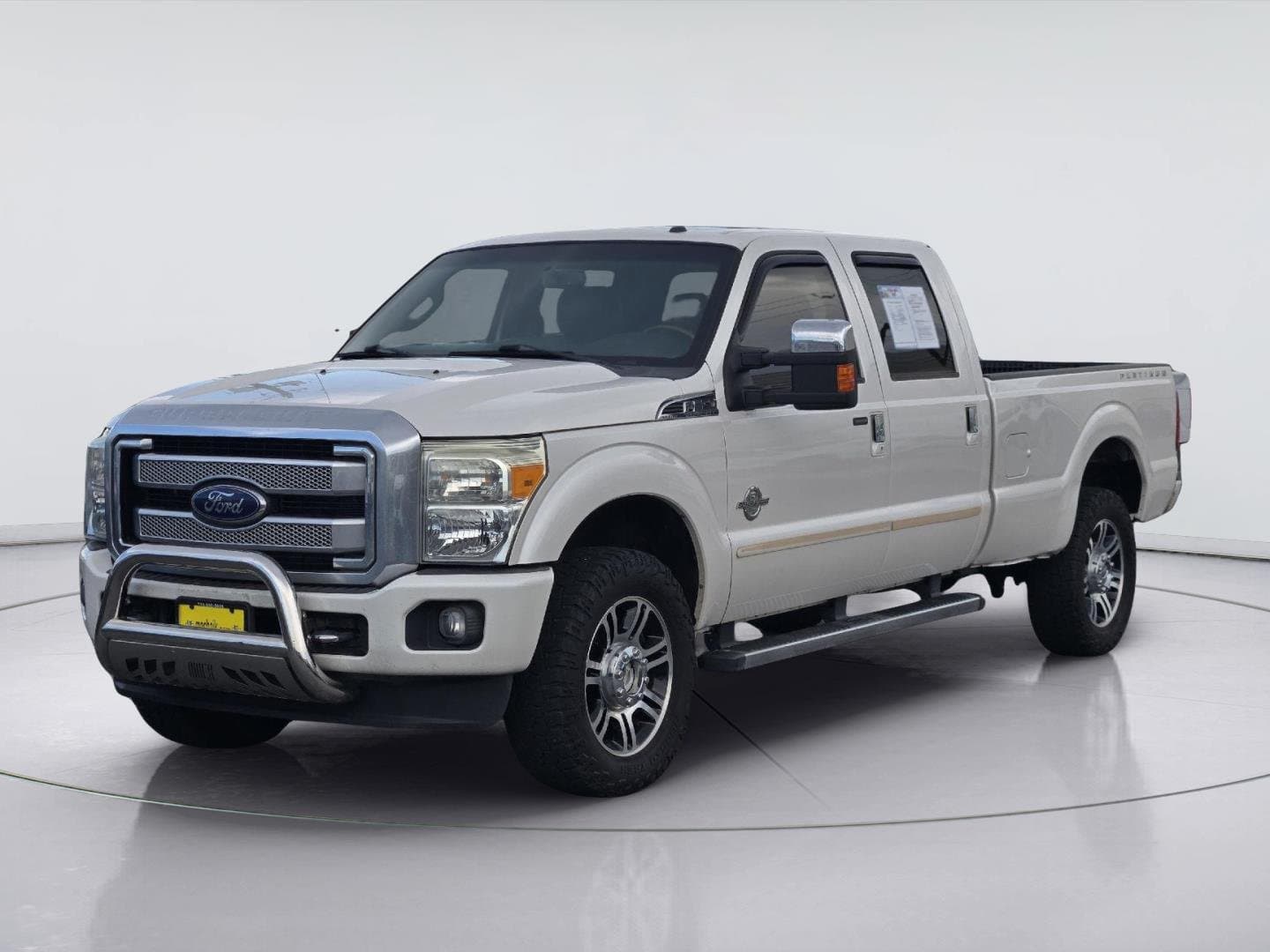 2015 Ford Super Duty F-350 SRW Platinum — photo 1 of 30