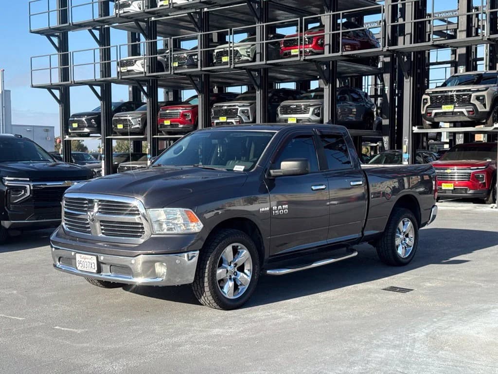 2016 RAM 1500 Big Horn — photo 1 of 11