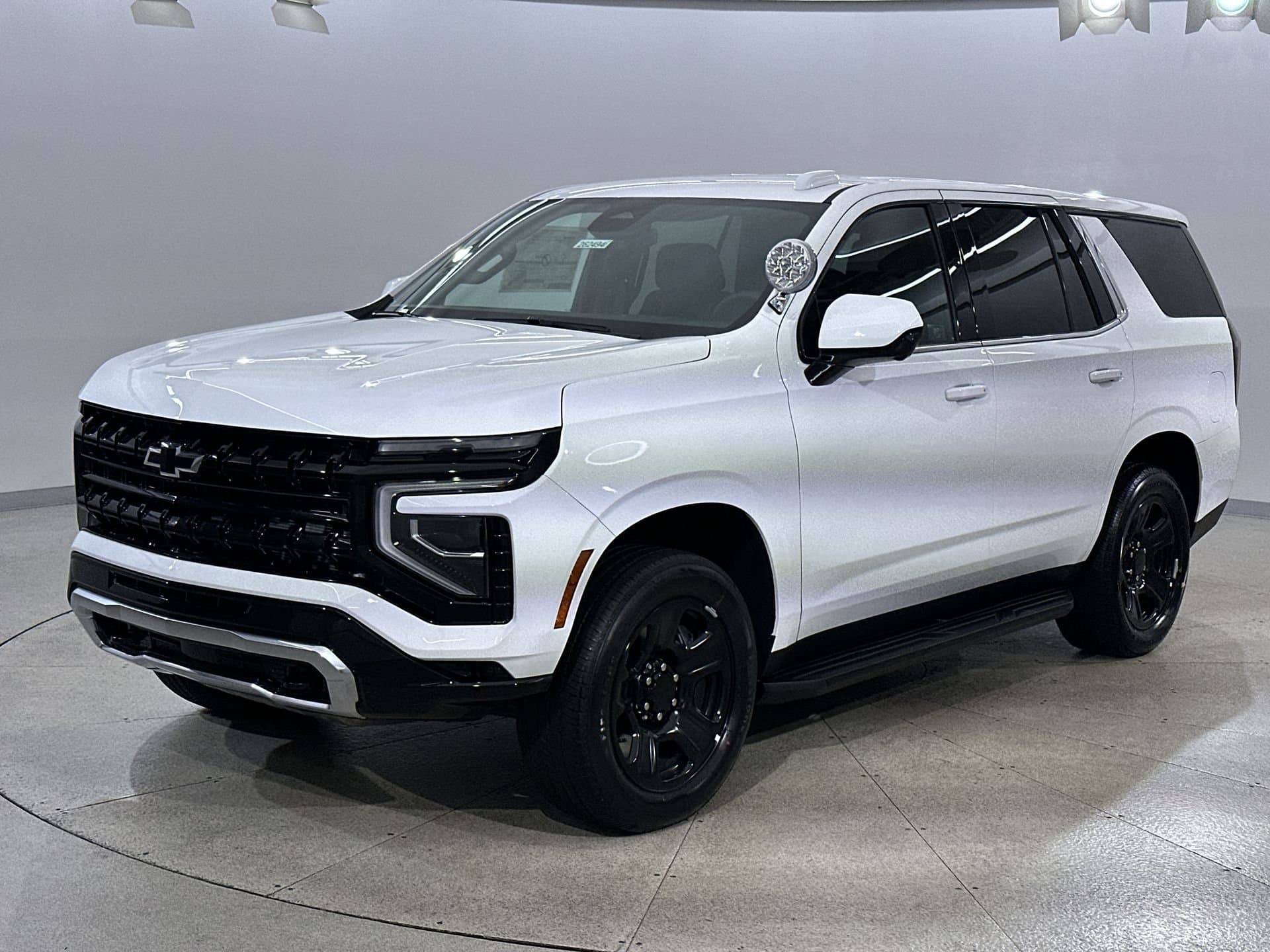 2026 Chevrolet Tahoe Base — photo 1 of 33