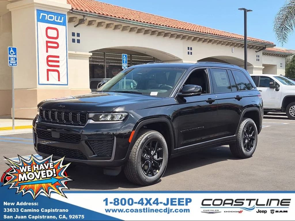 2026 Jeep Grand Cherokee Altitude — photo 1 of 24