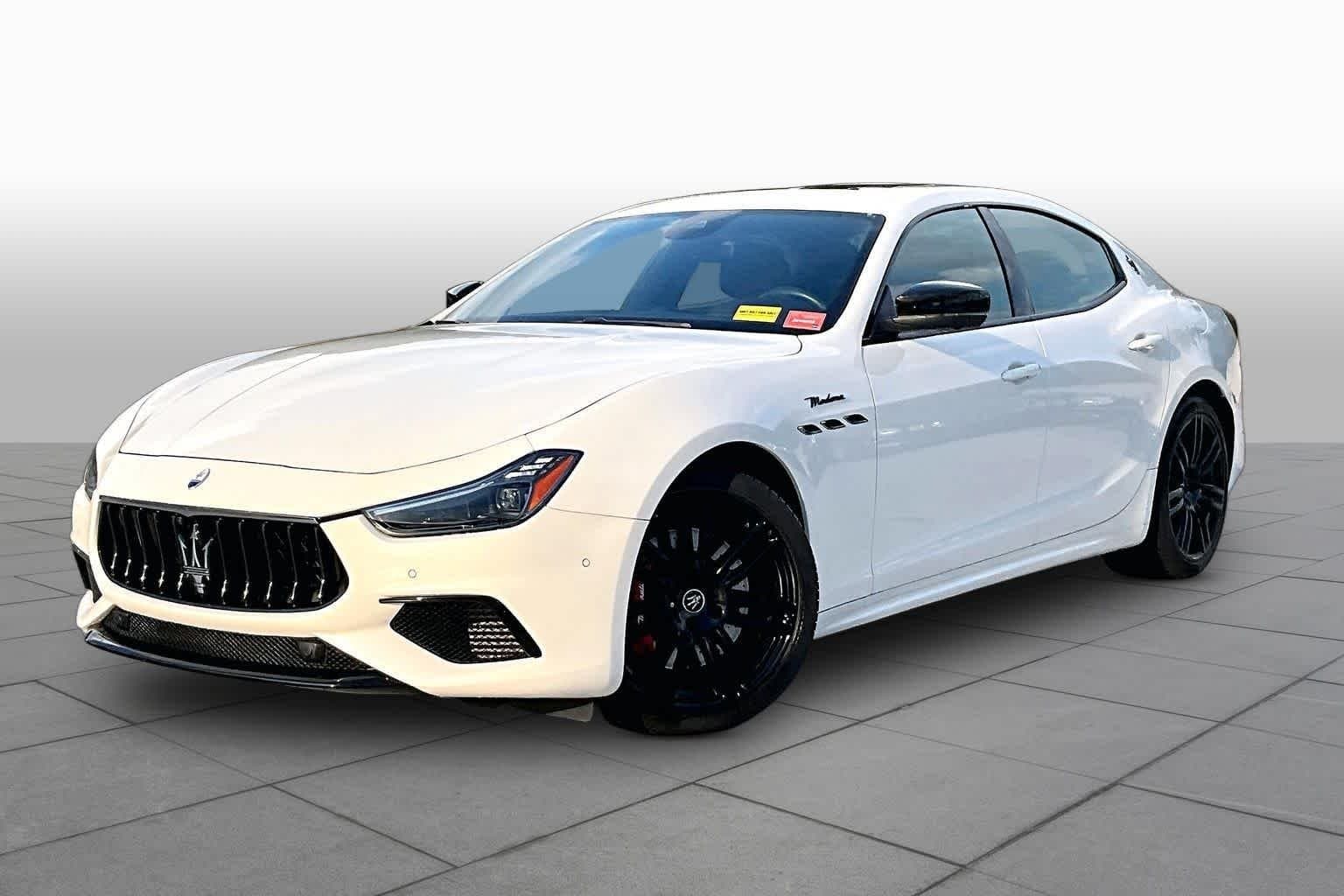 2022 Maserati Ghibli Modena — photo 1 of 31