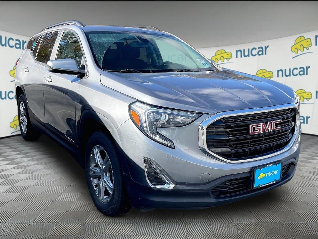 2021 GMC Terrain SLE — photo 1 of 18