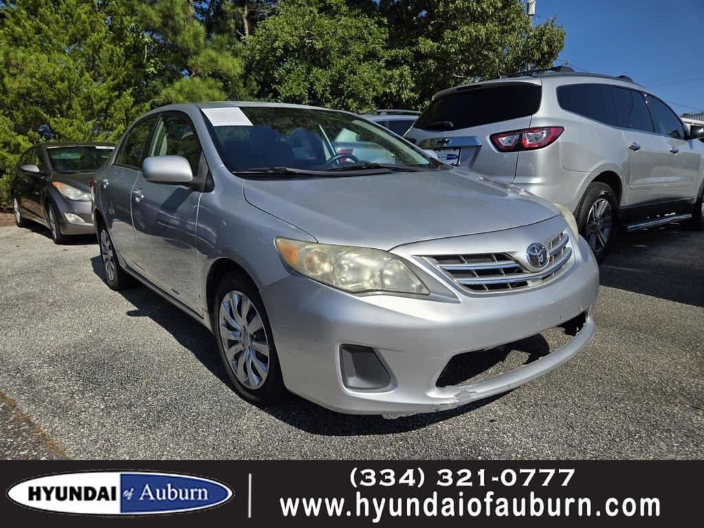 2013 Toyota Corolla LE — photo 1 of 5