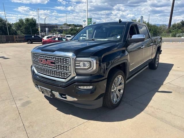 2017 GMC Sierra 1500 Denali — photo 1 of 20