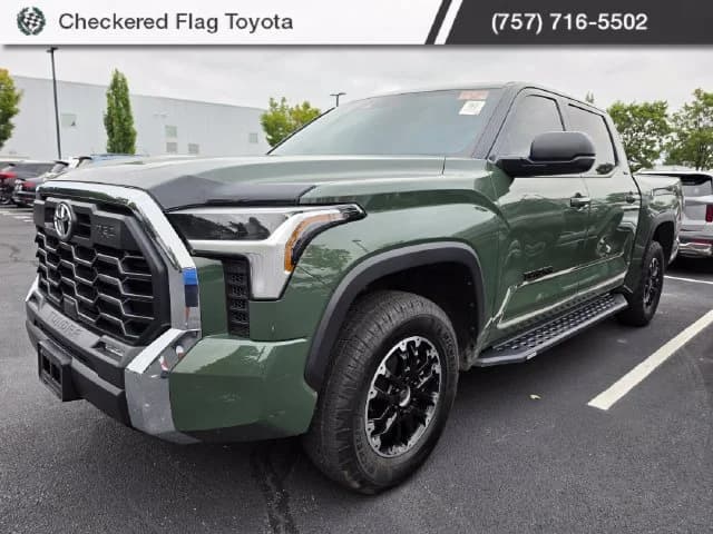 2023 Toyota Tundra 4WD SR5 — photo 1 of 21