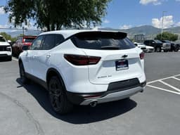 Extra Photo