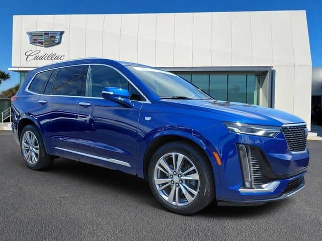 2024 Cadillac XT6 Premium Luxury — photo 1 of 39