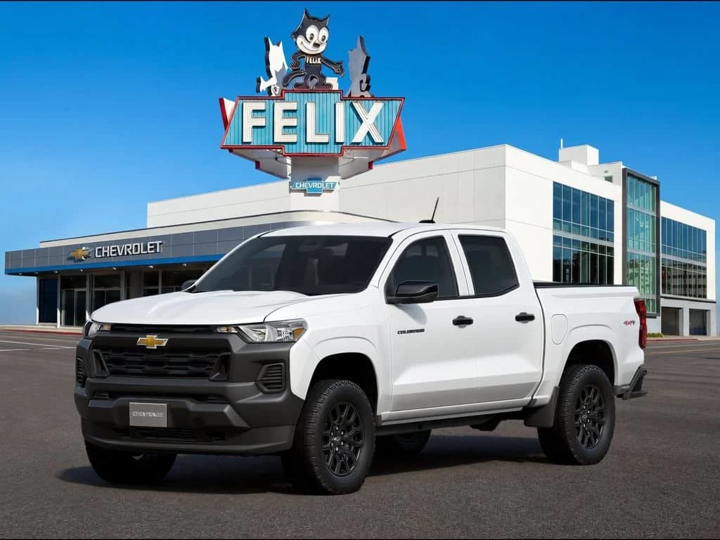 2026 Chevrolet Colorado WT — photo 1 of 11
