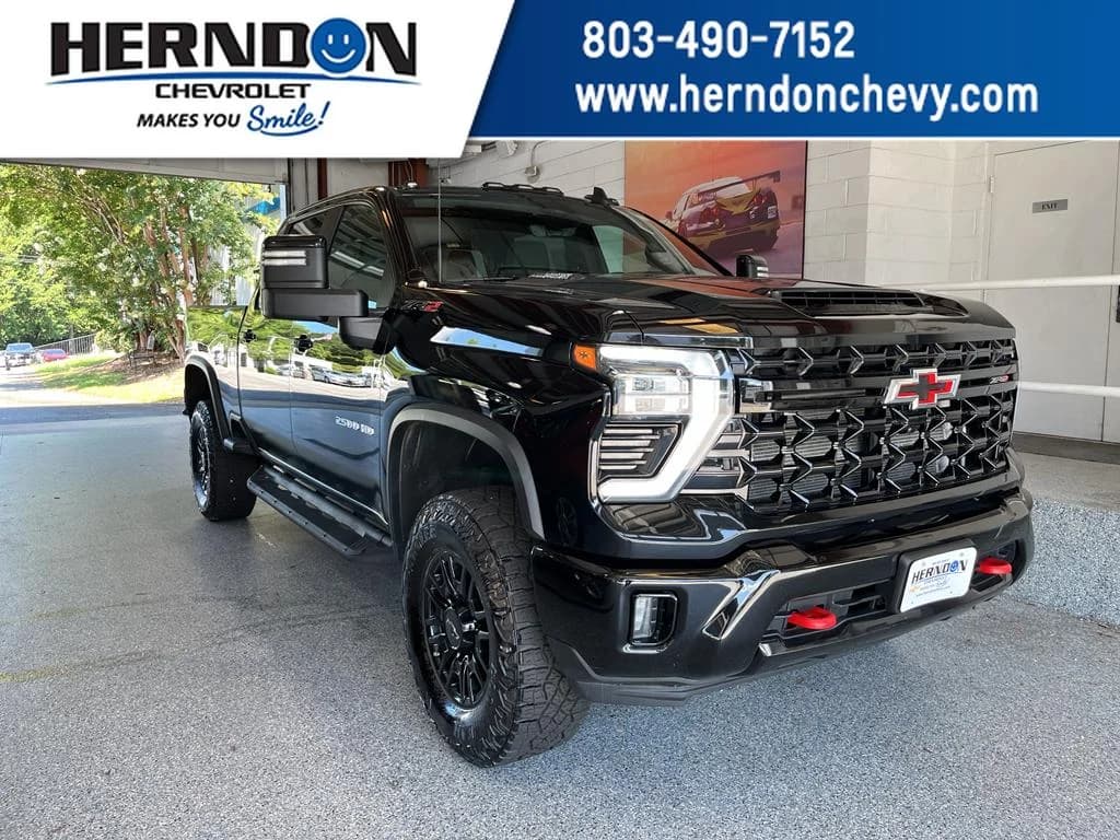 2024 Chevrolet Silverado 2500 HD ZR2 — photo 1 of 35
