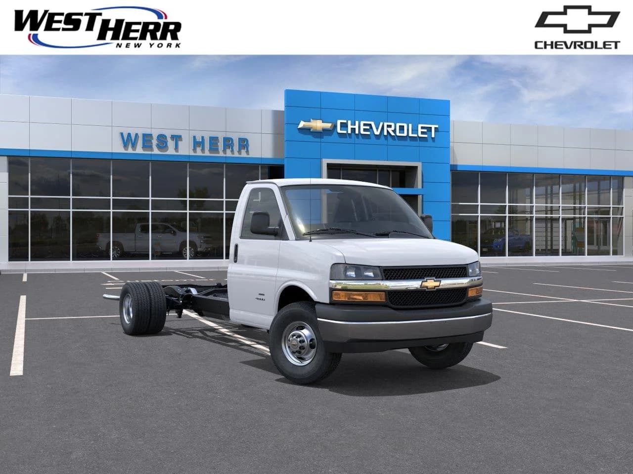2026 Chevrolet Express Commercial Cutaway Base — photo 1 of 24